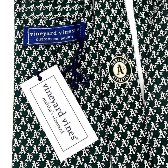 Vineyard Vines Oakland Athletics A's Silk‎ Tie Green MLB Baseball Mens $85 - Picture 1 of 5